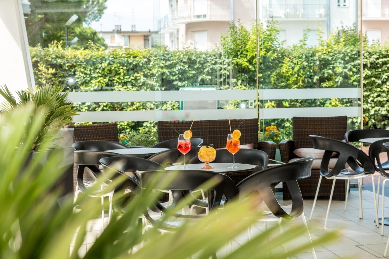 Hotel & Aparthotel Carinthia S Lido di Jesolo Exteriér fotografie