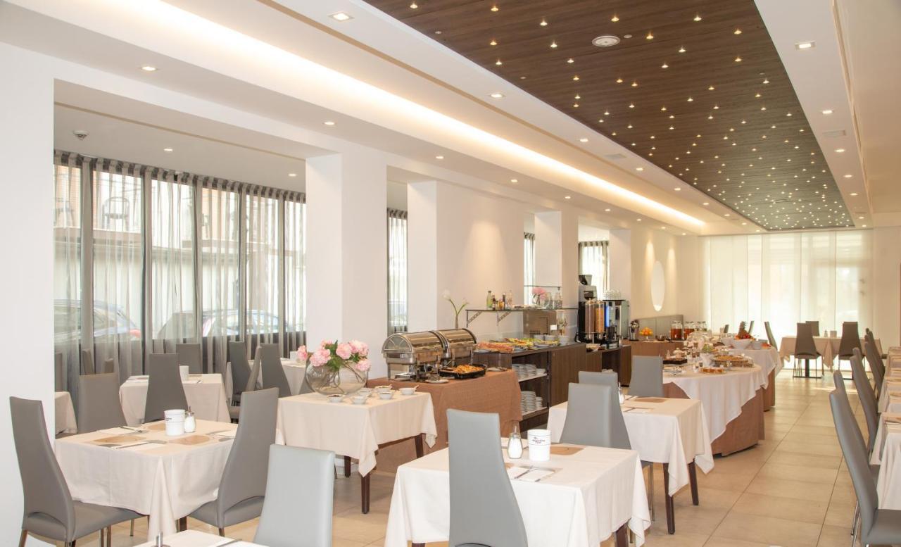 Hotel & Aparthotel Carinthia S Lido di Jesolo Exteriér fotografie