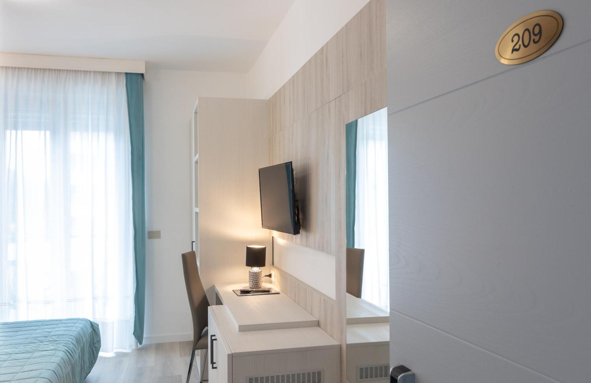 Hotel & Aparthotel Carinthia S Lido di Jesolo Exteriér fotografie